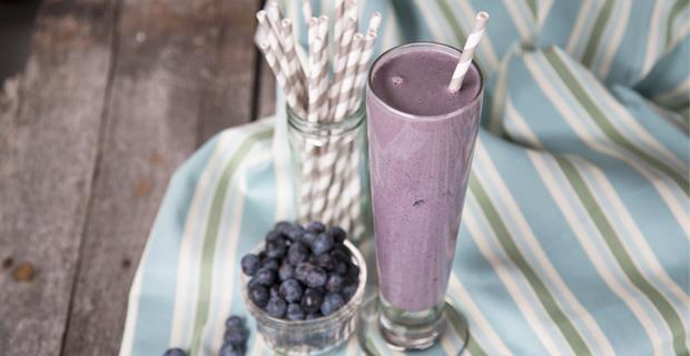 Blueberry Oatmeal Smoothie